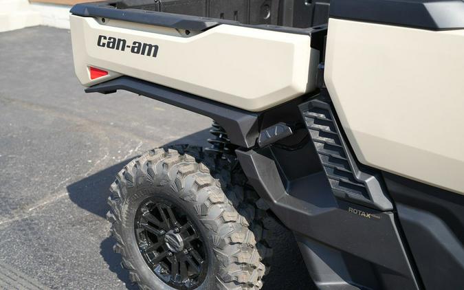2026 Can-Am® Defender Limited HD11 Desert Tan & Carbon Black
