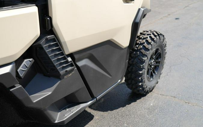 2026 Can-Am® Defender Limited HD11 Desert Tan & Carbon Black