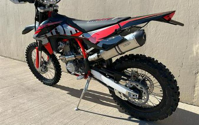 2022 SWM RE500R