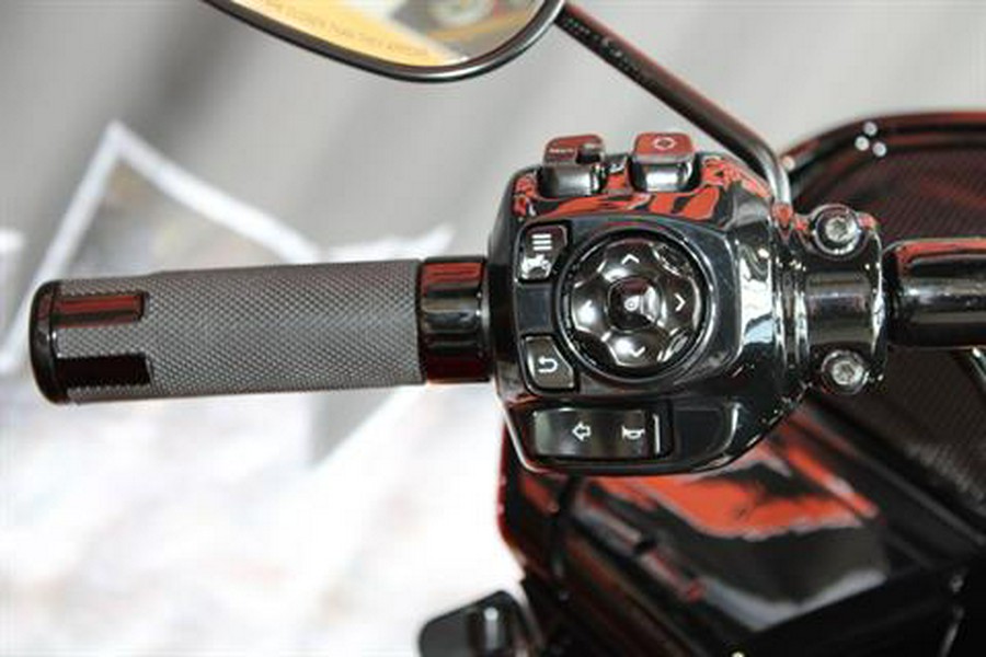 2025 Harley-Davidson CVO™ Road Glide® ST