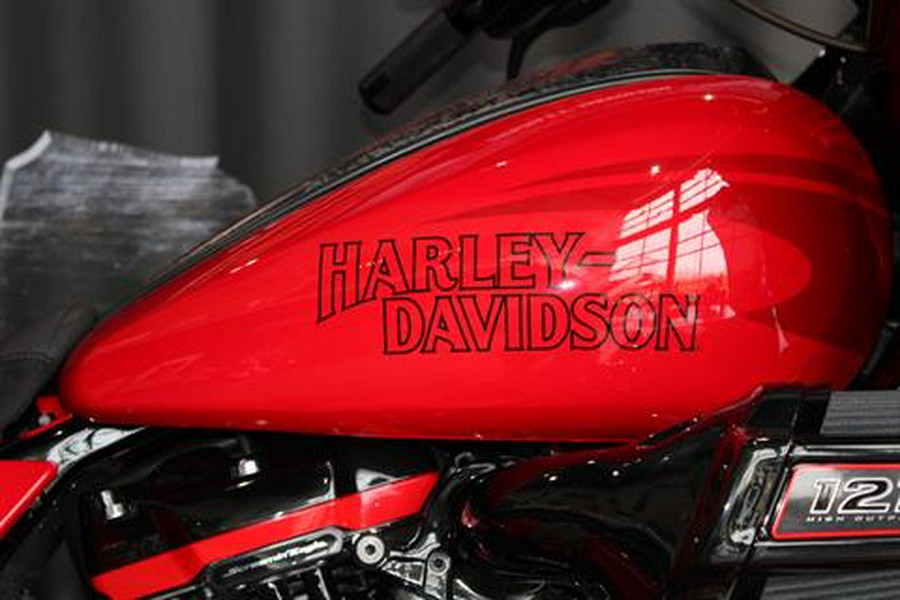 2025 Harley-Davidson CVO™ Road Glide® ST