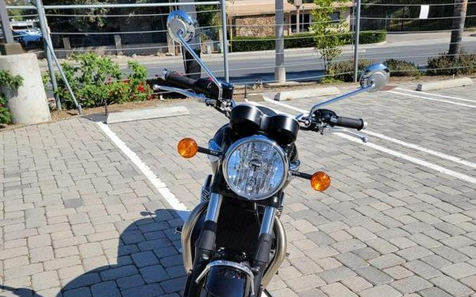 2025 Triumph Bonneville T100 Competition Green / Ironstone