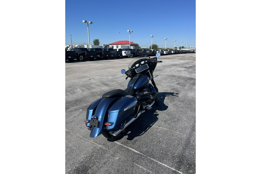 2023 R1800B BAGGER - BMW