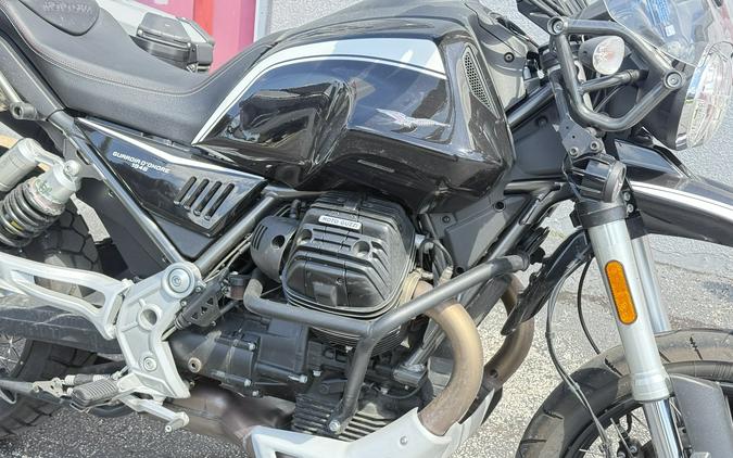 2023 Moto Guzzi V85 TT Guardia d'Onore