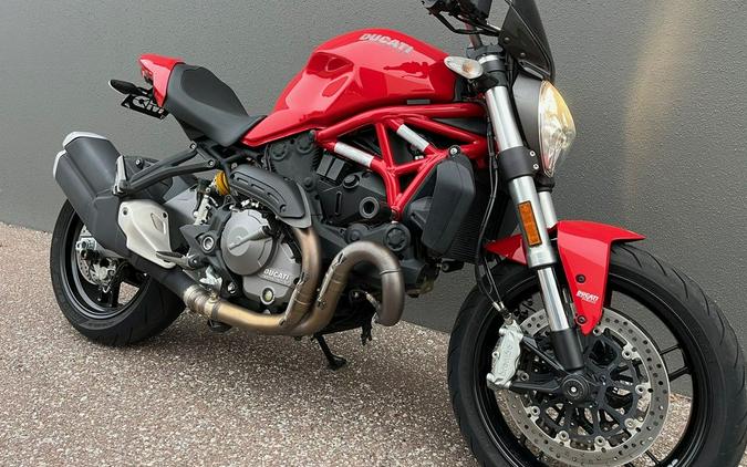 2019 Ducati Monster 821 Ducati Red