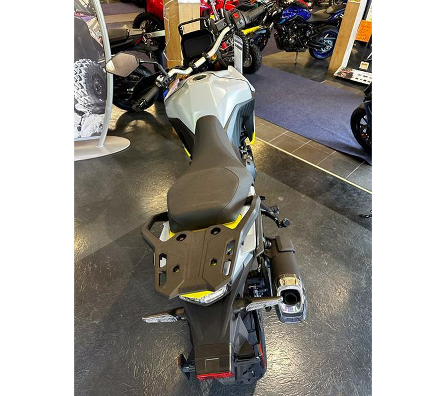 2023 Suzuki V-Strom 800DE