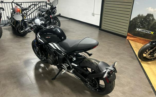 2025 Triumph Trident 660