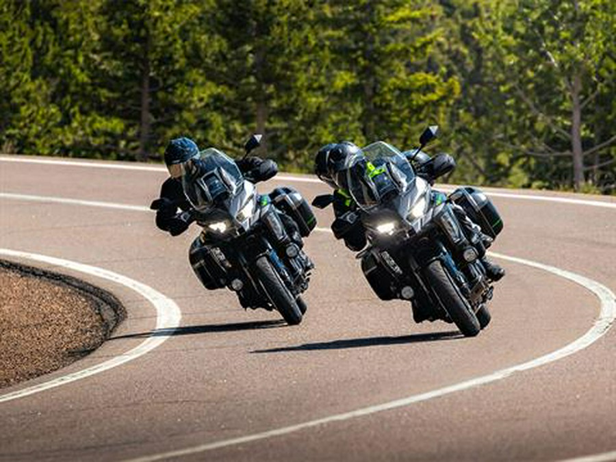 2025 Kawasaki Versys 1100 SE LT ABS