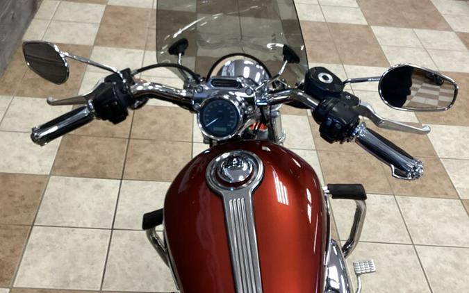 2008 Harley-Davidson® 1200 Custom Candy Red Sunglo