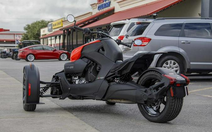 2024 Can-Am® Ryker Sport Rotax 900 ACE Classic Panels