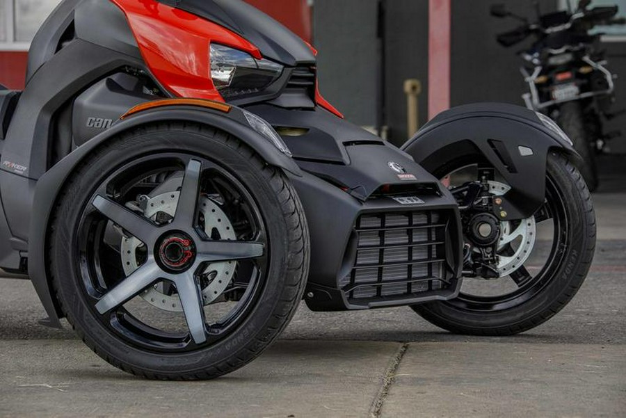 2024 Can-Am® Ryker Sport Rotax 900 ACE Classic Panels