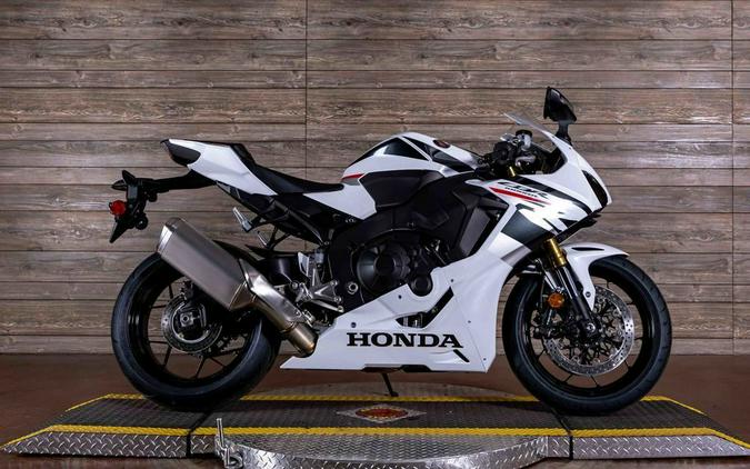 2026 CBR1000RR - Honda