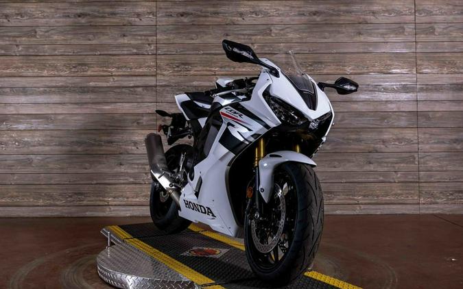 2026 CBR1000RR - Honda
