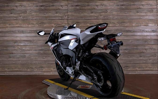 2026 CBR1000RR - Honda