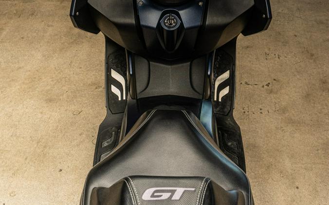 2019 BMW C