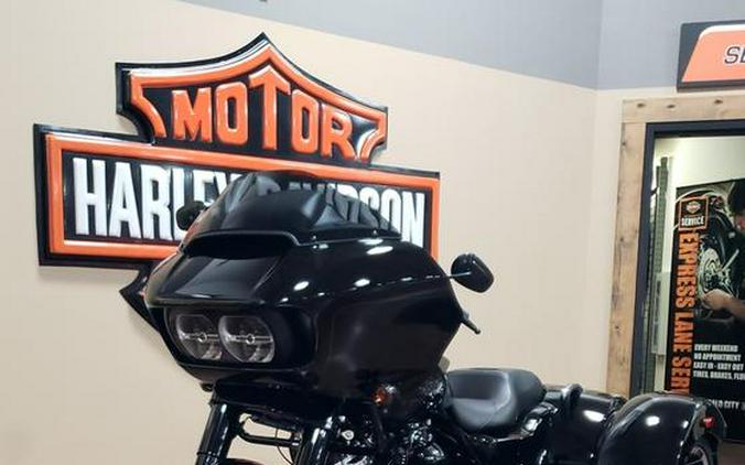 2024 Harley-Davidson® FLTRT - Road Glide® 3