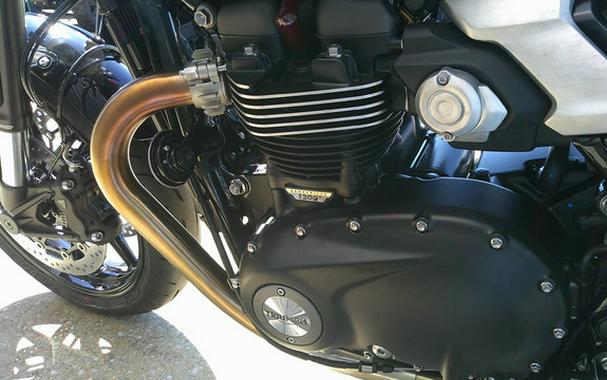 2025 Triumph Speed Twin 1200 Carnival RedSapphire Black