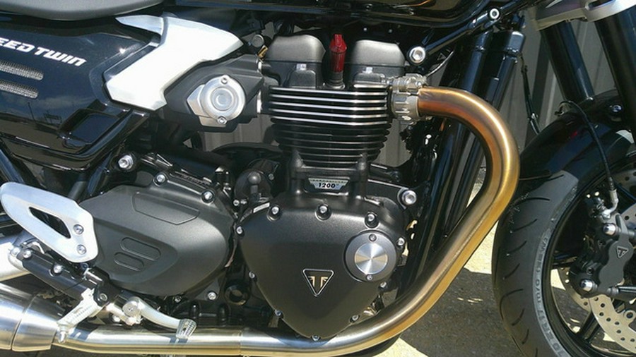 2025 Triumph Speed Twin 1200 Carnival RedSapphire Black