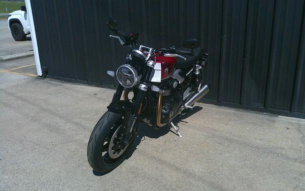 2025 Triumph Speed Twin 1200 Carnival RedSapphire Black