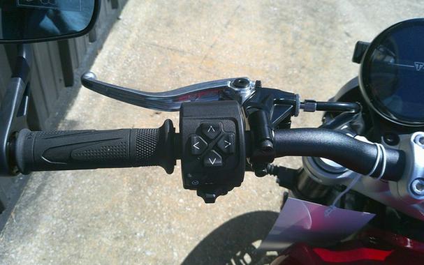 2025 Triumph Speed Twin 1200 Carnival RedSapphire Black