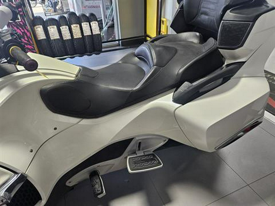 2011 Can-Am Spyder® RT Limited