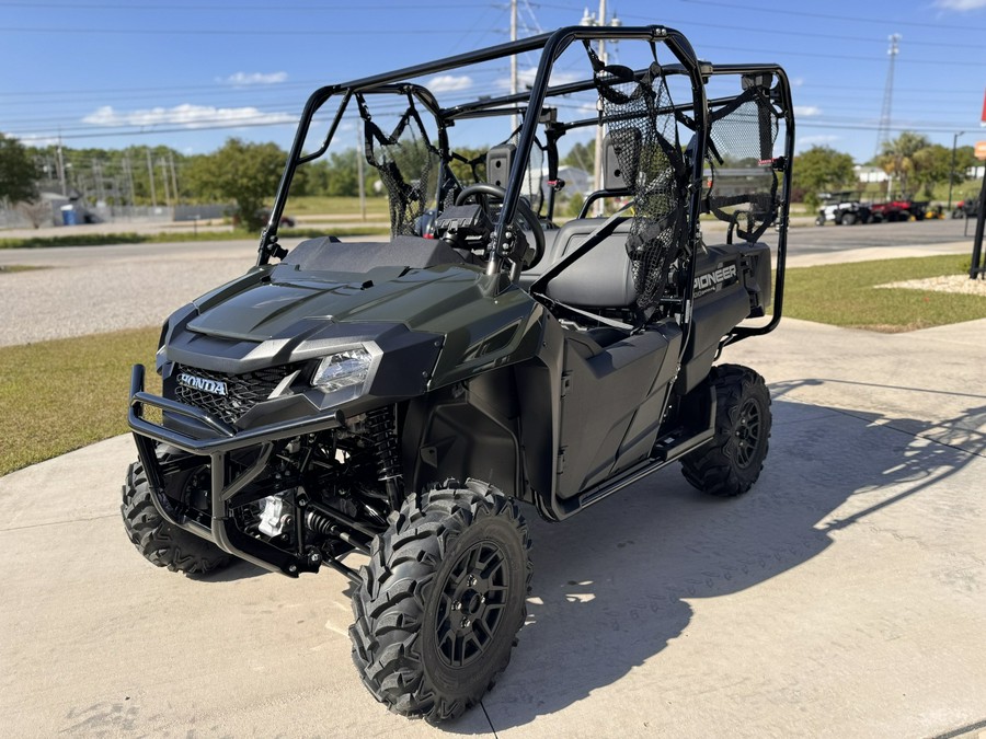 2025 Honda Pioneer 700-4 DELUXE Black Forest Green - 4002351