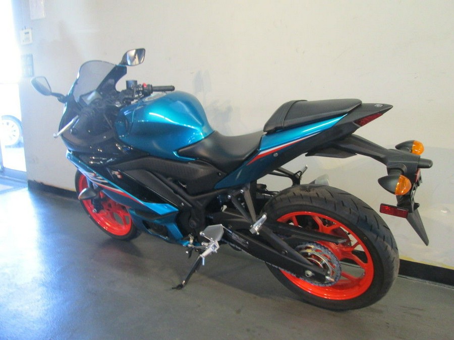 2021 Yamaha YZF-R3 ABS