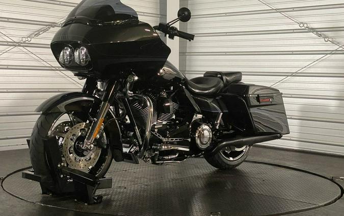 2013 Harley-Davidson® FLTRXSE2 - CVO™ Road Glide® Custom® 110th Anniversary Edition