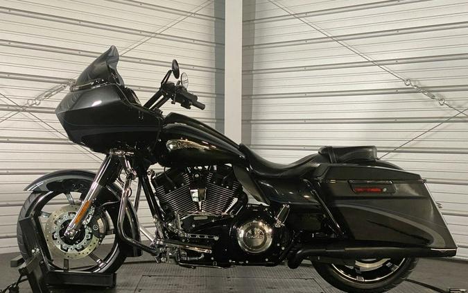 2013 Harley-Davidson® FLTRXSE2 - CVO™ Road Glide® Custom® 110th Anniversary Edition