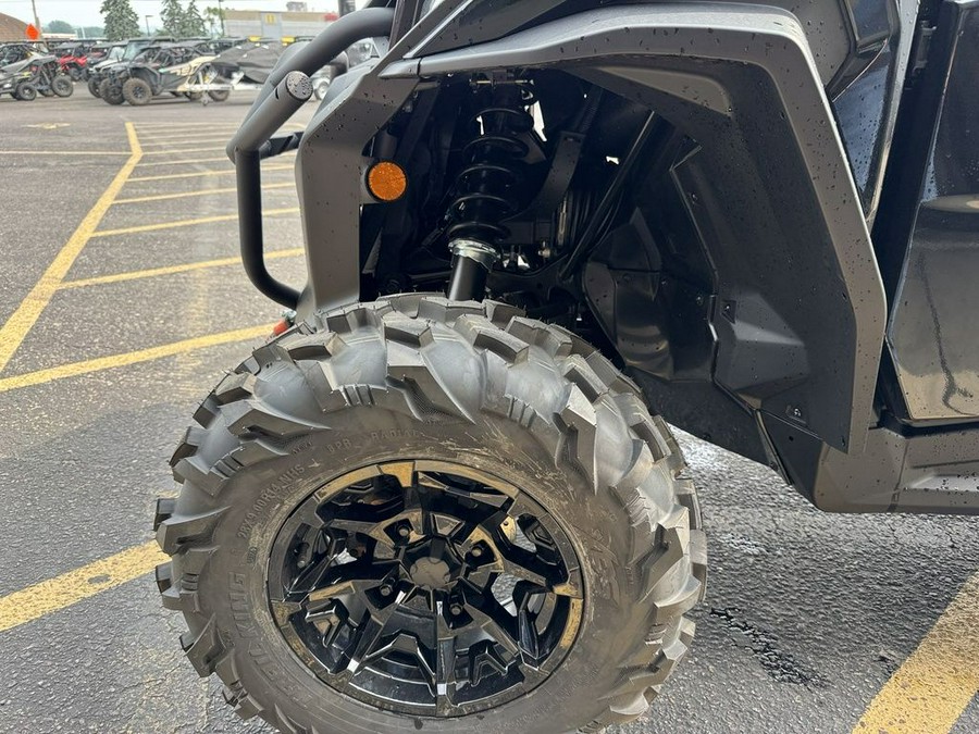 2025 Can-Am® Commander XT 700