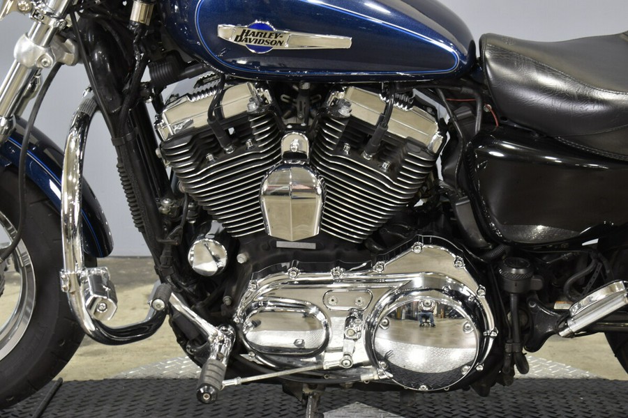 2013 Harley-Davidson 1200 Custom