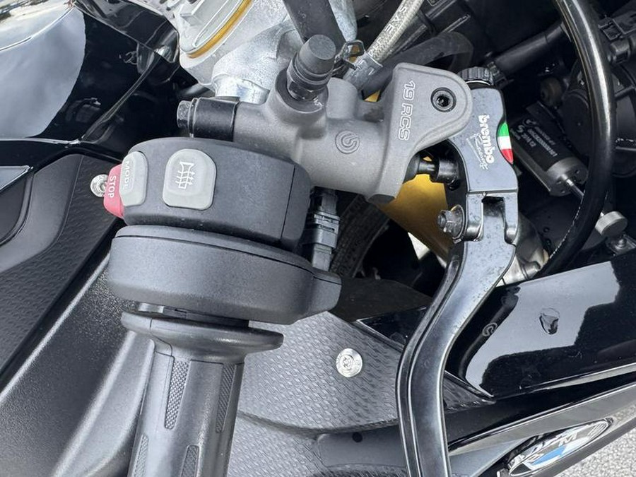 2016 BMW S 1000 RR Black Storm Metallic / Racing Red