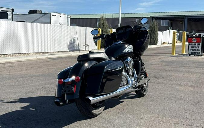 2023 Indian Motorcycle® Challenger Base