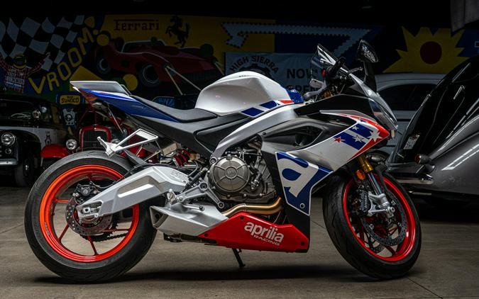 2022 Aprilia RS