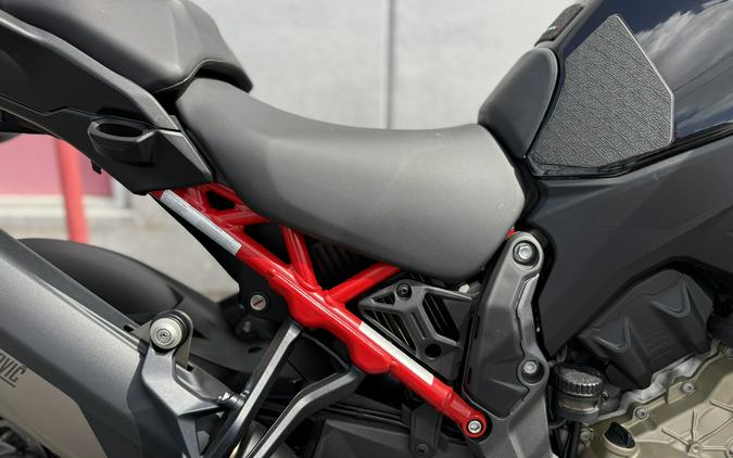 2023 Ducati Multistrada V4 Pikes Peak - 14422C