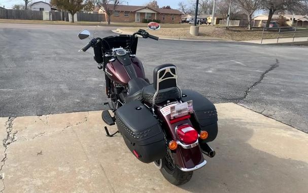 2018 Harley-Davidson Softail Heritage Classic 114 Review — From...