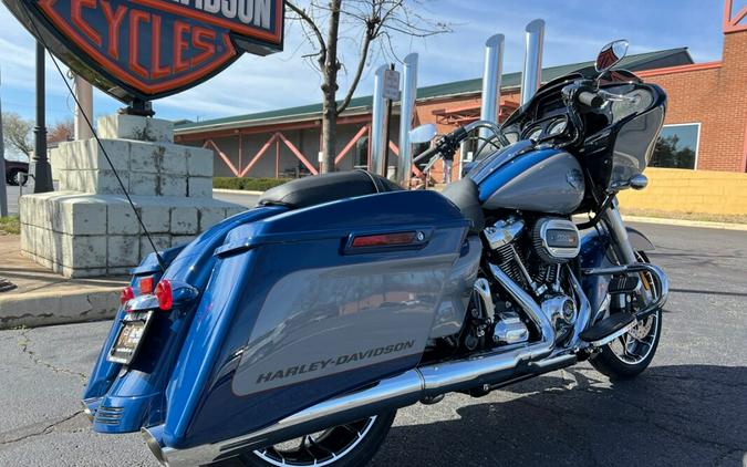 2023 FLTRXS Road Glide® Special in Bright Billiard Blue/ Billiard Gray