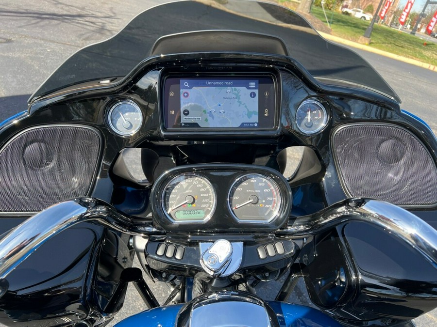 2023 FLTRXS Road Glide® Special in Bright Billiard Blue/ Billiard Gray