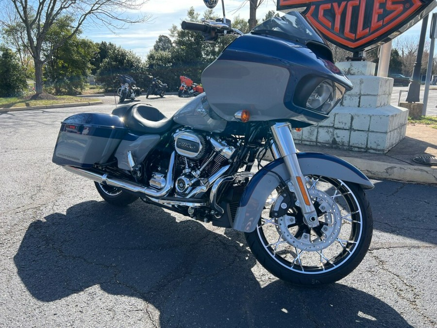 2023 FLTRXS Road Glide® Special in Bright Billiard Blue/ Billiard Gray