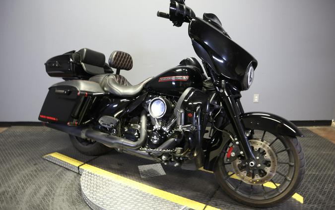 2018 Harley-Davidson Street Glide Special Vivid Black