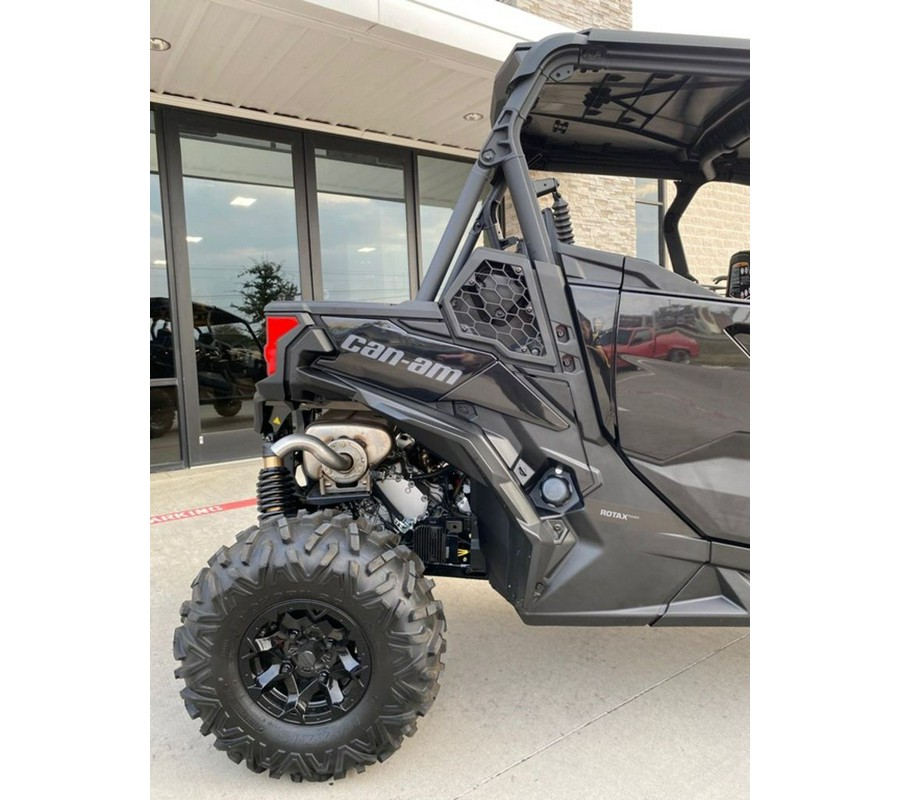 2025 Can-Am® Maverick Sport MAX DPS 1000R