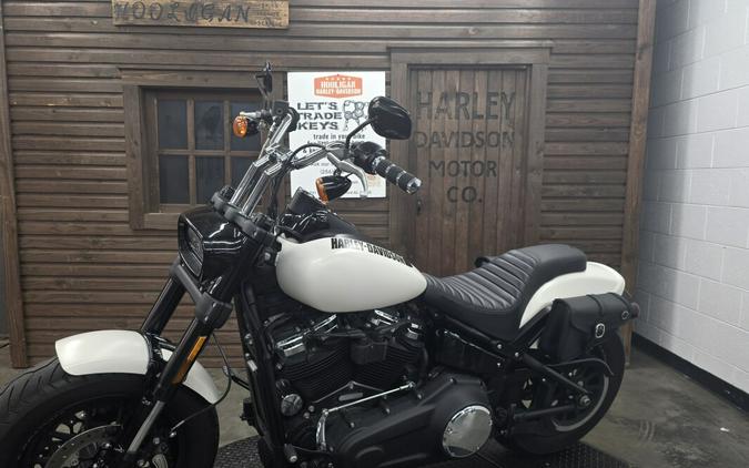 2018 Harley-Davidson® Fat Bob® BNVL SALT DENIM