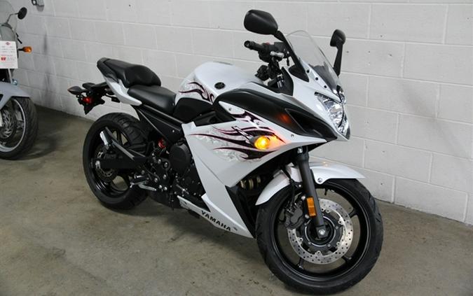 2009 YAMAHA FZ 6 R