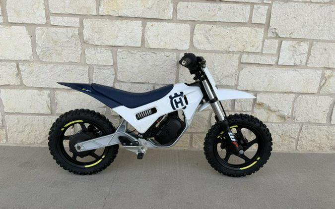 2024 EE 2 - Husqvarna Motorcycles
