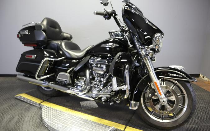 2017 Harley-Davidson Electra Glide Ultra Classic Vivid Black