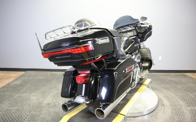 2017 Harley-Davidson Electra Glide Ultra Classic Vivid Black