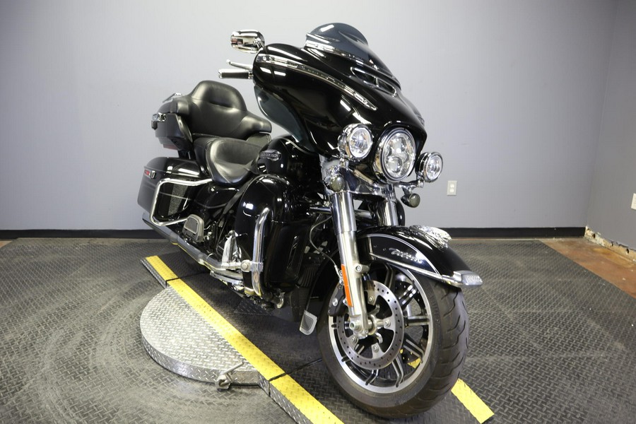 2017 Harley-Davidson Electra Glide Ultra Classic Vivid Black