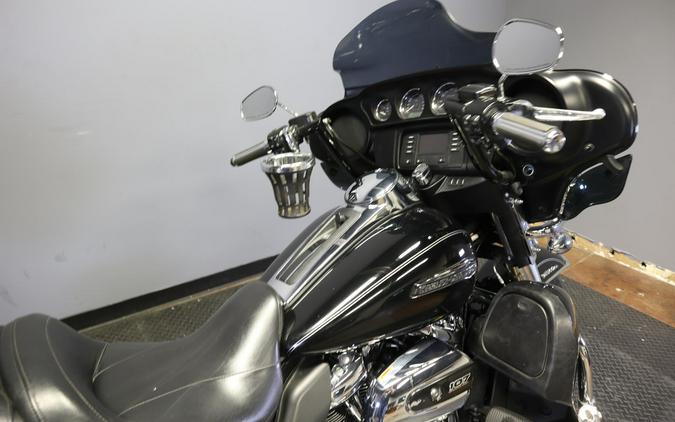 2017 Harley-Davidson Electra Glide Ultra Classic Vivid Black