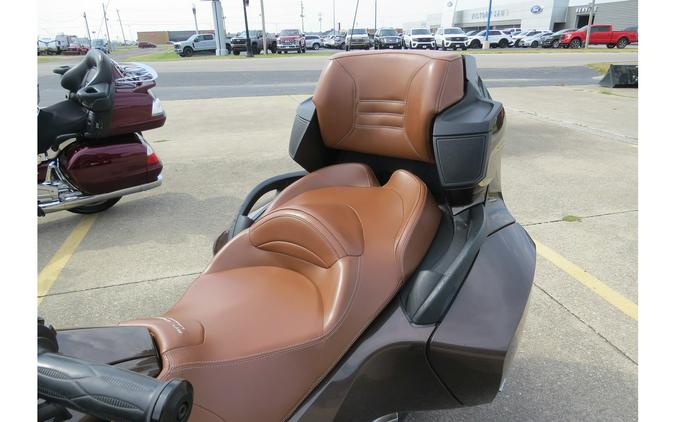 2013 LIMITED - Can-Am