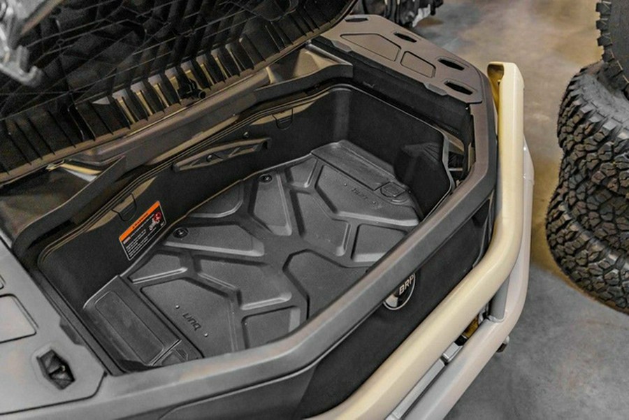 2026 Can-Am Outlander MAX Backcountry